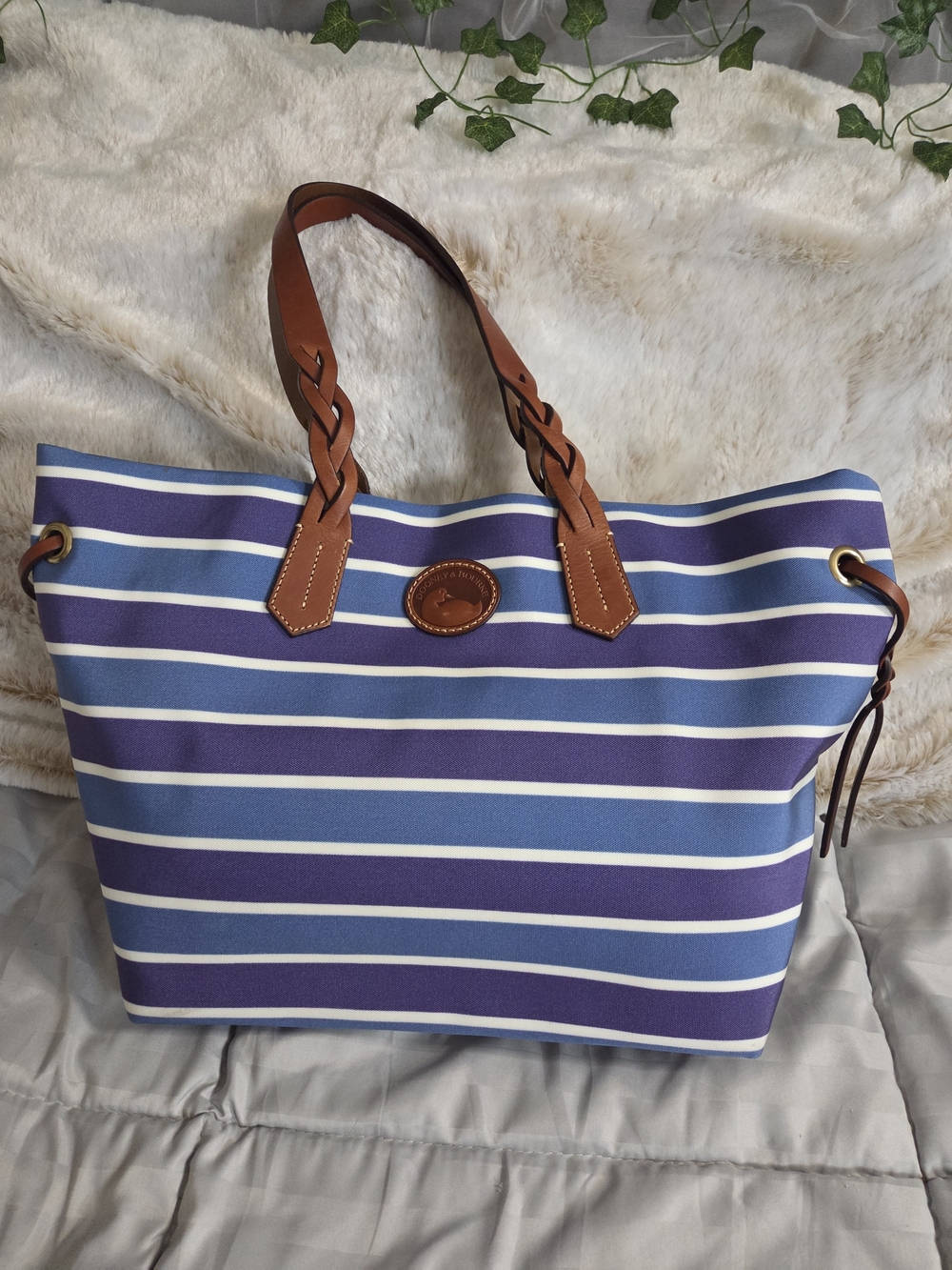 Dooney & Bourke Canvad Sullivan Shopper Tote Bag